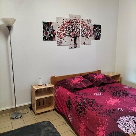 Studio Confortable Proche Des Sites Touristiques Issendolus Zewnętrze zdjęcie