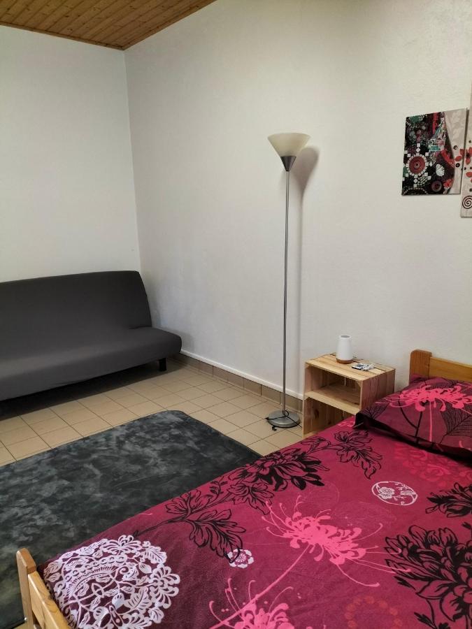 Studio Confortable Proche Des Sites Touristiques Issendolus Zewnętrze zdjęcie